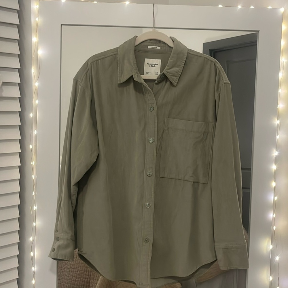 Abercrombie Oversized Corduroy Lightweight Shacket